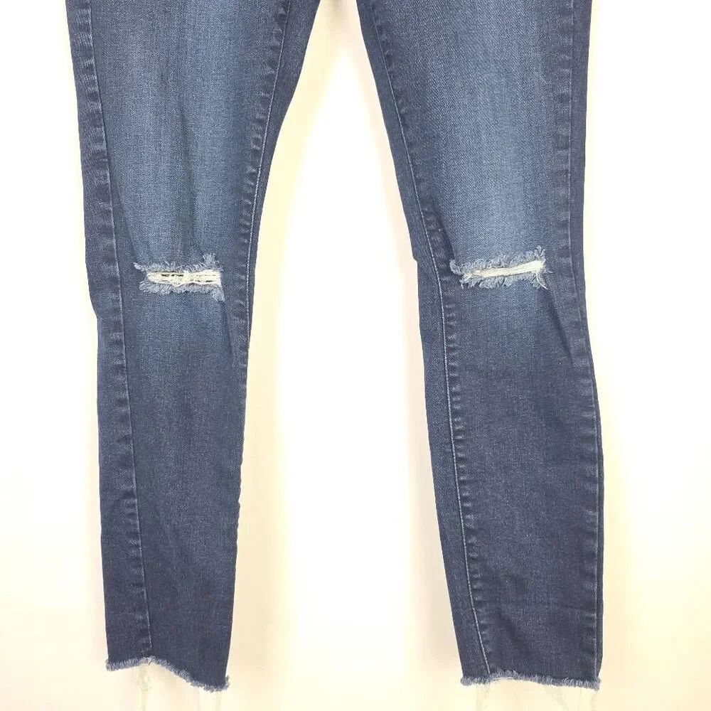 Universal Thread Mid Rise Skinny Distressed Jeans 6/28R - Picture 3 of 12